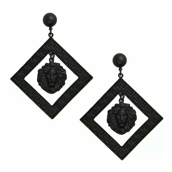 Lioness drop Earrings🔥🔥 Hot Design🔥🔥 - Picture 3 of 4